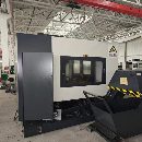 []后两台台湾丽伟V-50L立加，BT40大主轴直径190，主电机.