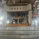 []湖州630吨框架油压机，有效台面2.2米4.5米，开口2米，.